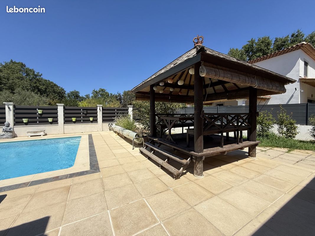 Villa 7 pièces 220 m² (image 2)