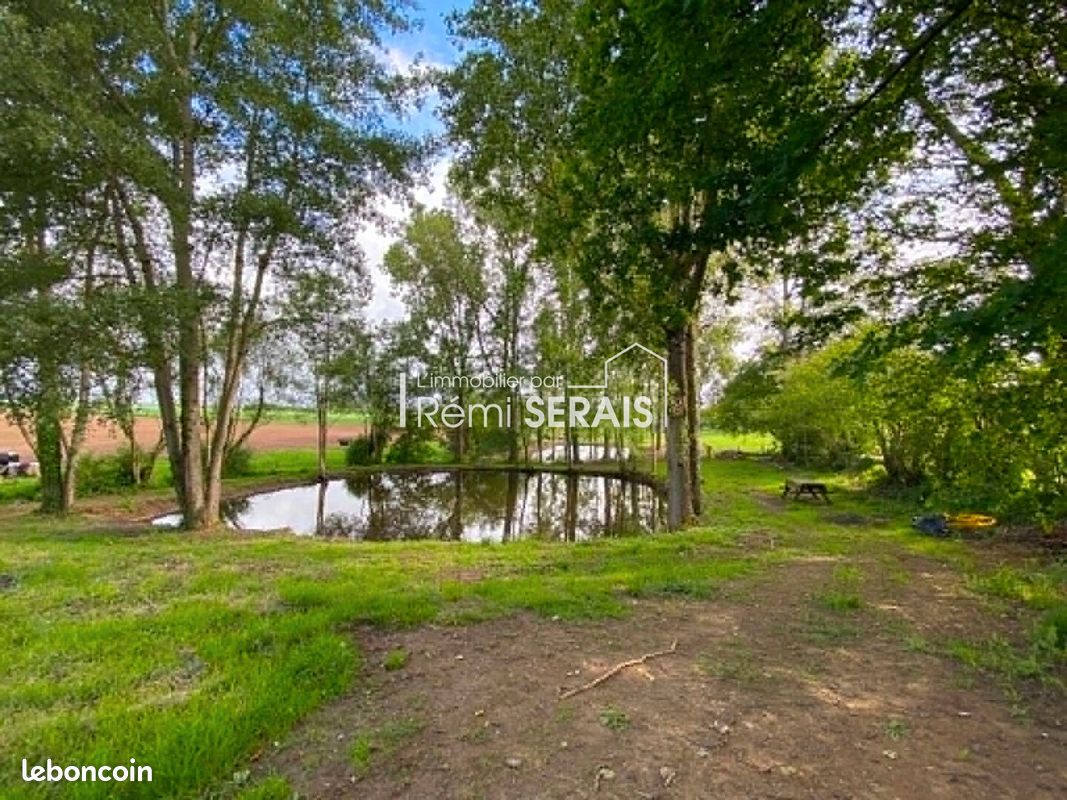 Terrain 3572 m² · à Sainte-Honorine-la-Chardonne · 25 000 €