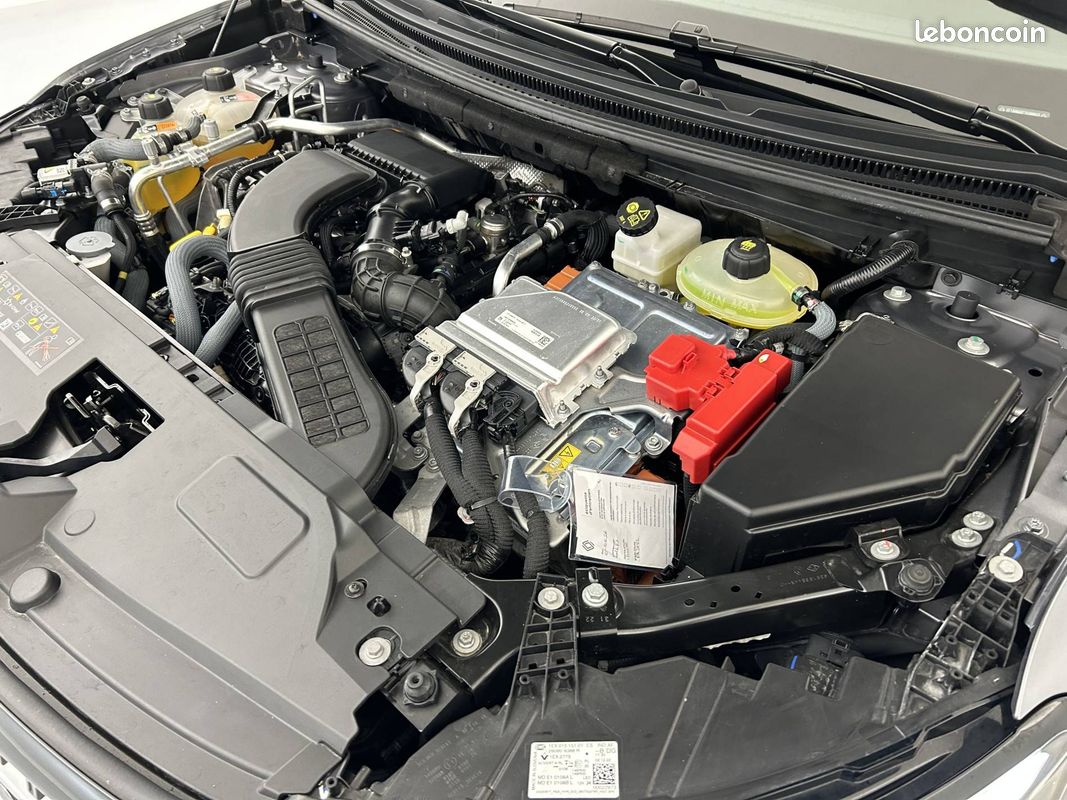RENAULT Austral E-Tech hybrid 200 Techno (image 27)