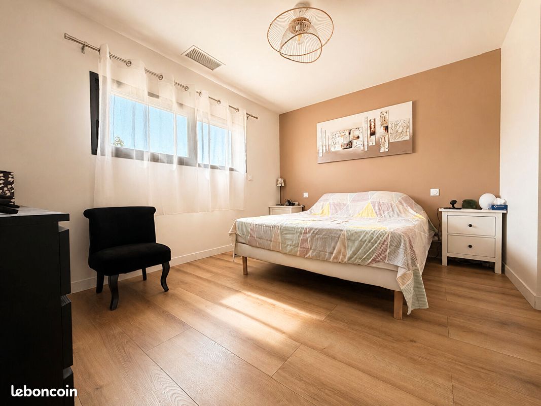 Villa 11 pièces 273 m² (image 9)