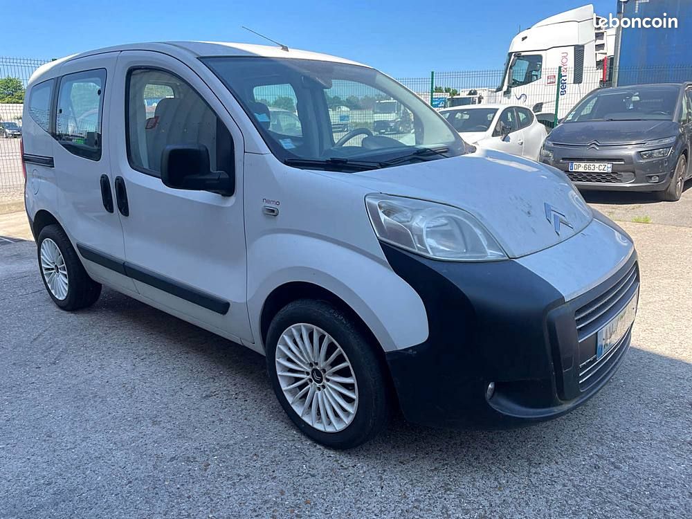 Citroen nemo 1.4 hdi 68cv boite automatique hs en l\'etat 2010 (image 12)