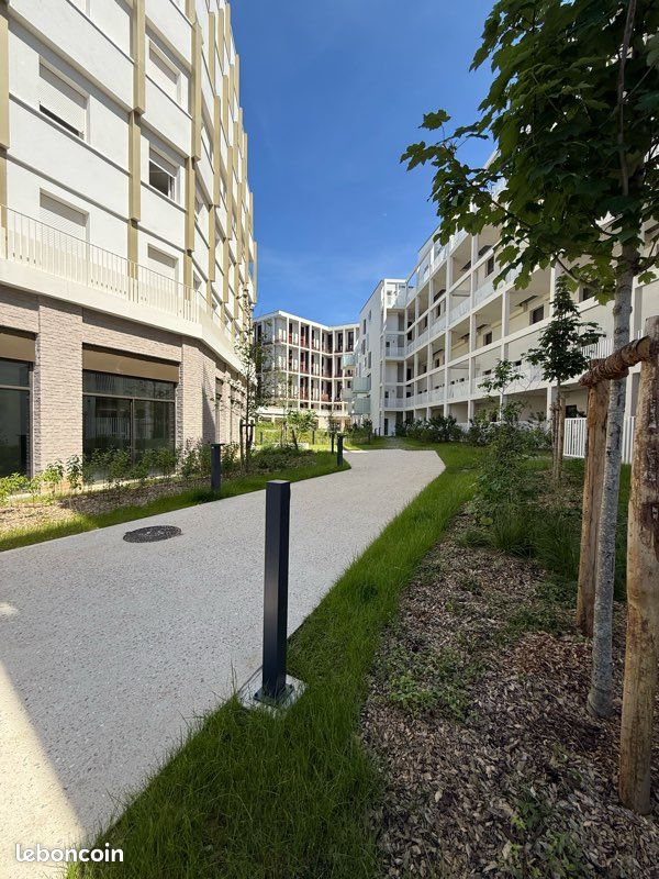 Appartement 3 pièces 68 m² · à Montreuil · 68 m² · 1 300 €/mois
