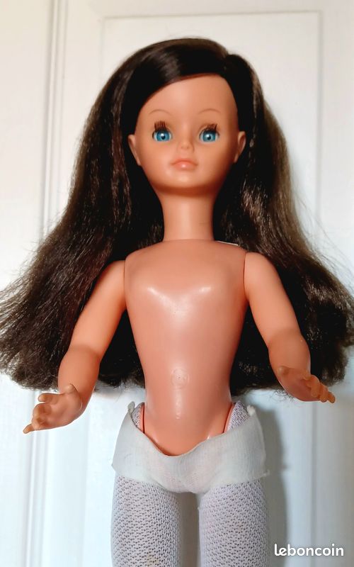 Pour poupée Cathie Bella :robe tenue de présentation 1970
