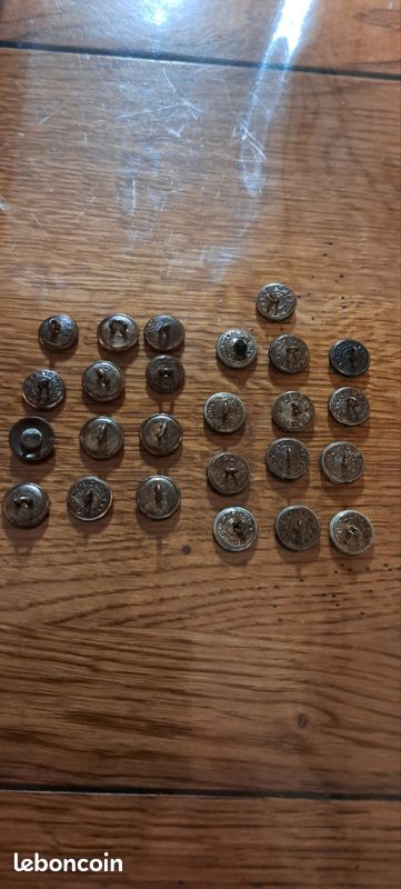 Bouton Ancien Chasse Vénerie Loup Cuivre France 15 Mm - Original