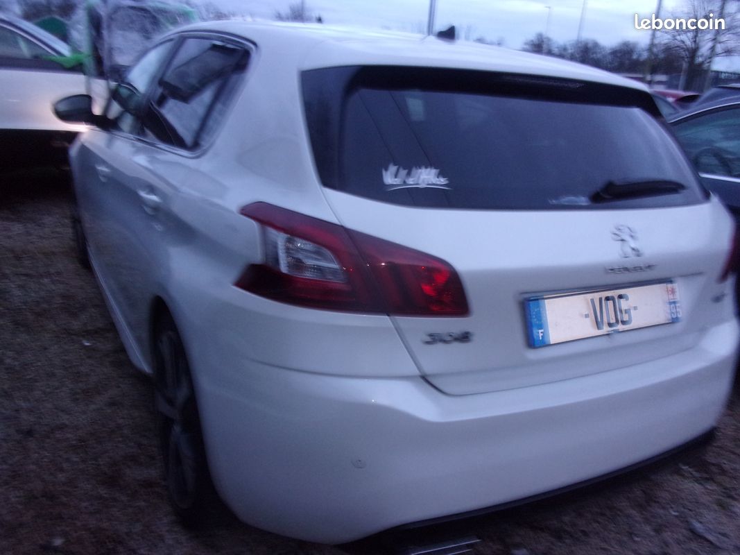 Peugeot 308 t9 1.6 thp gt 205 cv (image 3)