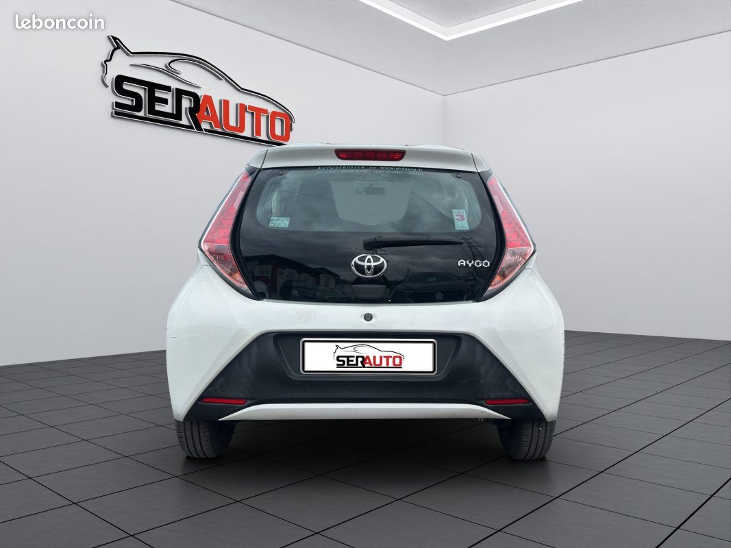 TOYOTA AYGO II 1.0 VvT-I 69 ACTIVE (image 6)