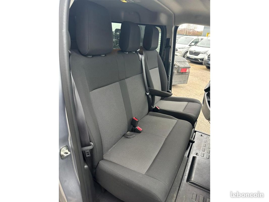 OPEL VIVARO XL 2.0 BlueHDi - 145 - BV EAT8 S&S (image 12)