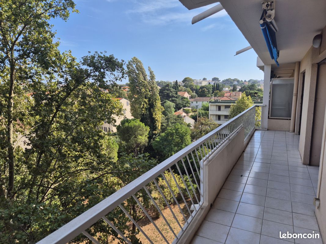 Appartement 4 pièces 67 m² · à Toulon · 67 m² · 910 €/mois