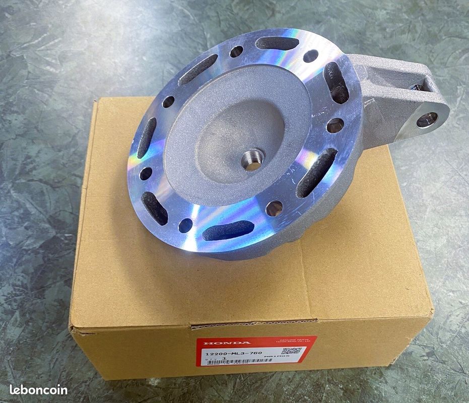 Culasse Honda OEM 1989-2001 CR 500 (image 2)