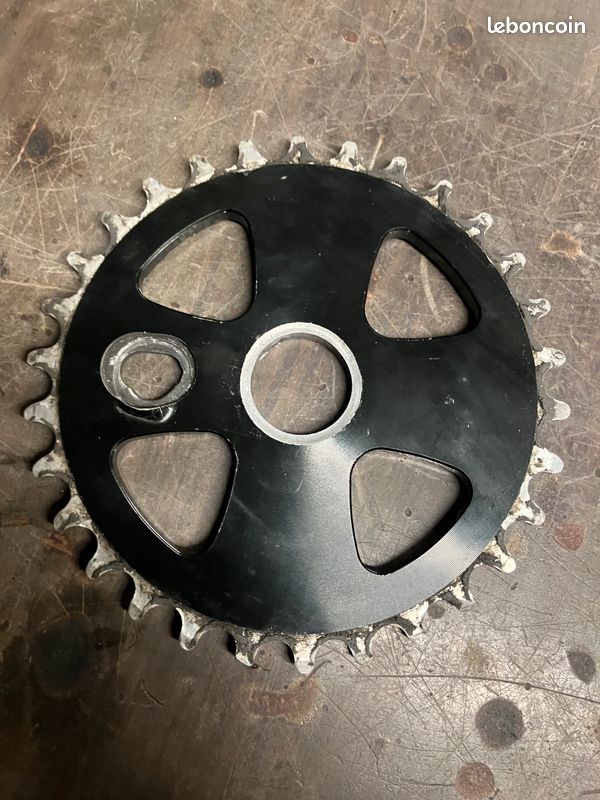 Plateau Couronne BMX 44 Dents - Compact Disc - Argenté - Alliage - Occasion
