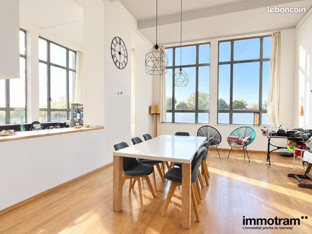 Appartement 10 pièces 125 m² · à Roubaix · 125 m² · 300 000 €