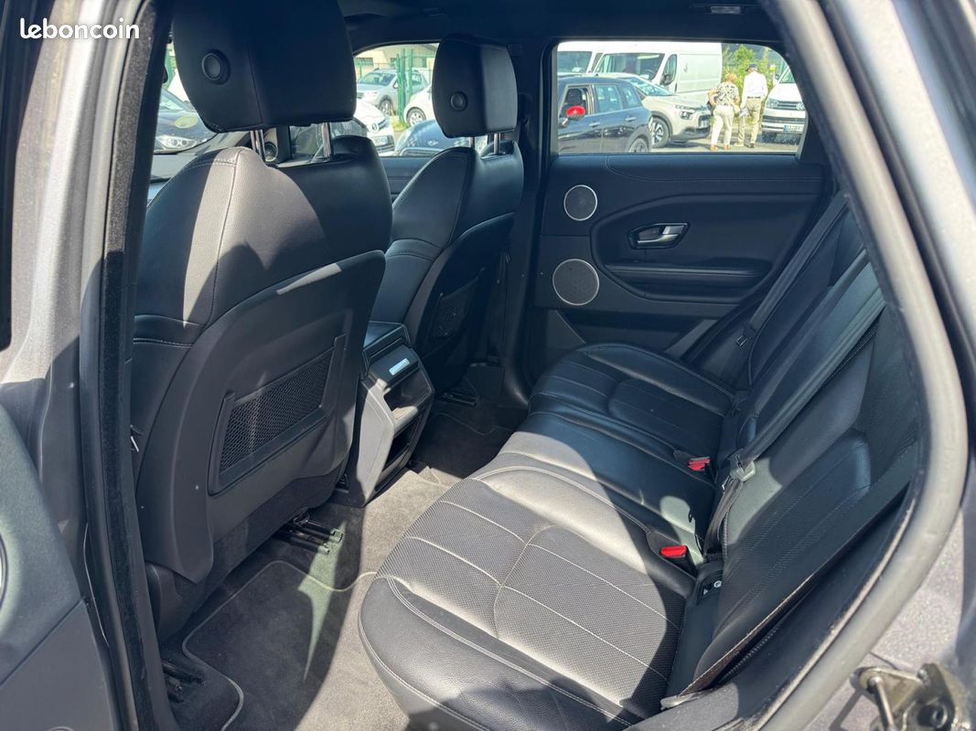 LAND ROVER RANGE ROVER EVOQUE 2.0 TD4 180cv SE Dynamic 4x4 (image 29)