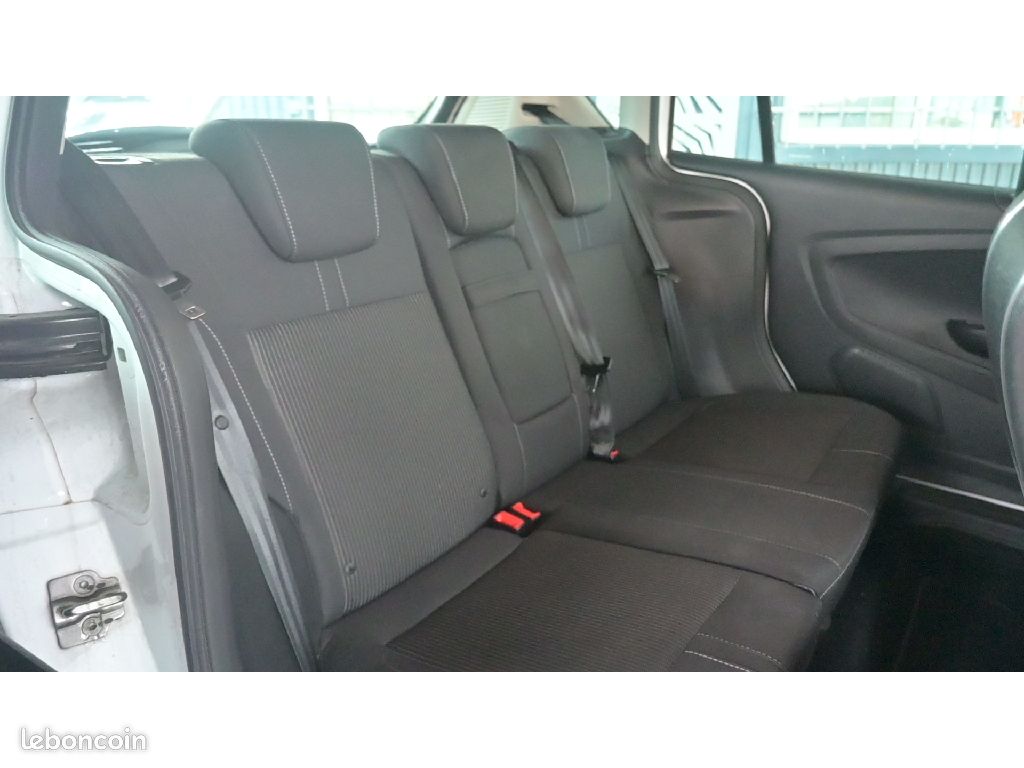 Ford B-Max 1.0 EcoBoost 125 SetS Titanium (image 4)