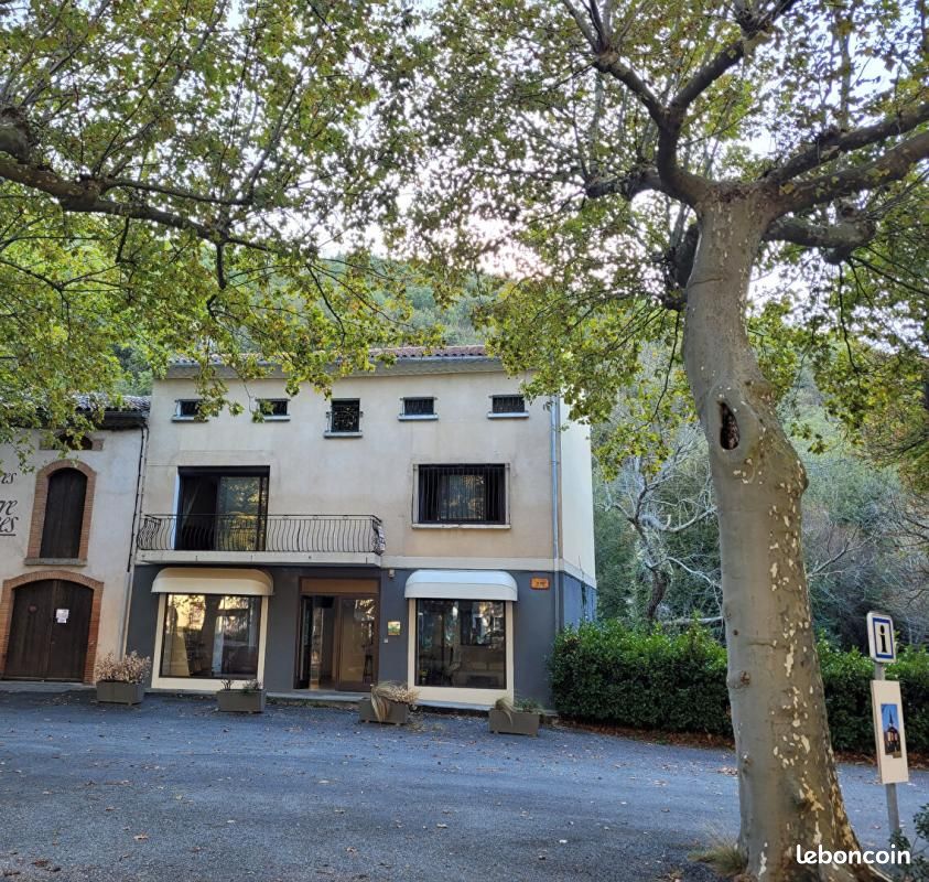 Maison 7 pièces 223 m² · à Durfort · 223 m² · 109 000 €