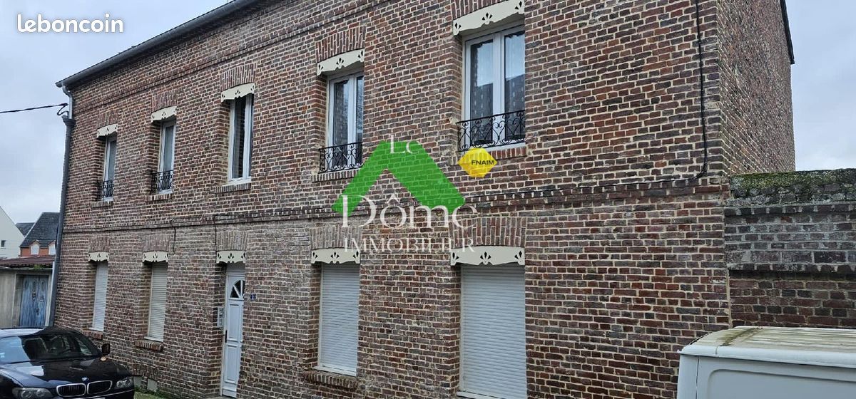 Immeuble 299 m² · à Chambly · 299 m² · 555 500 €