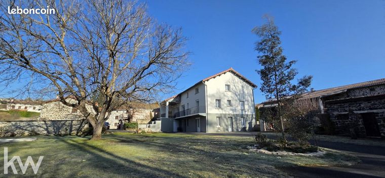 Maison 10 pièces 250 m²