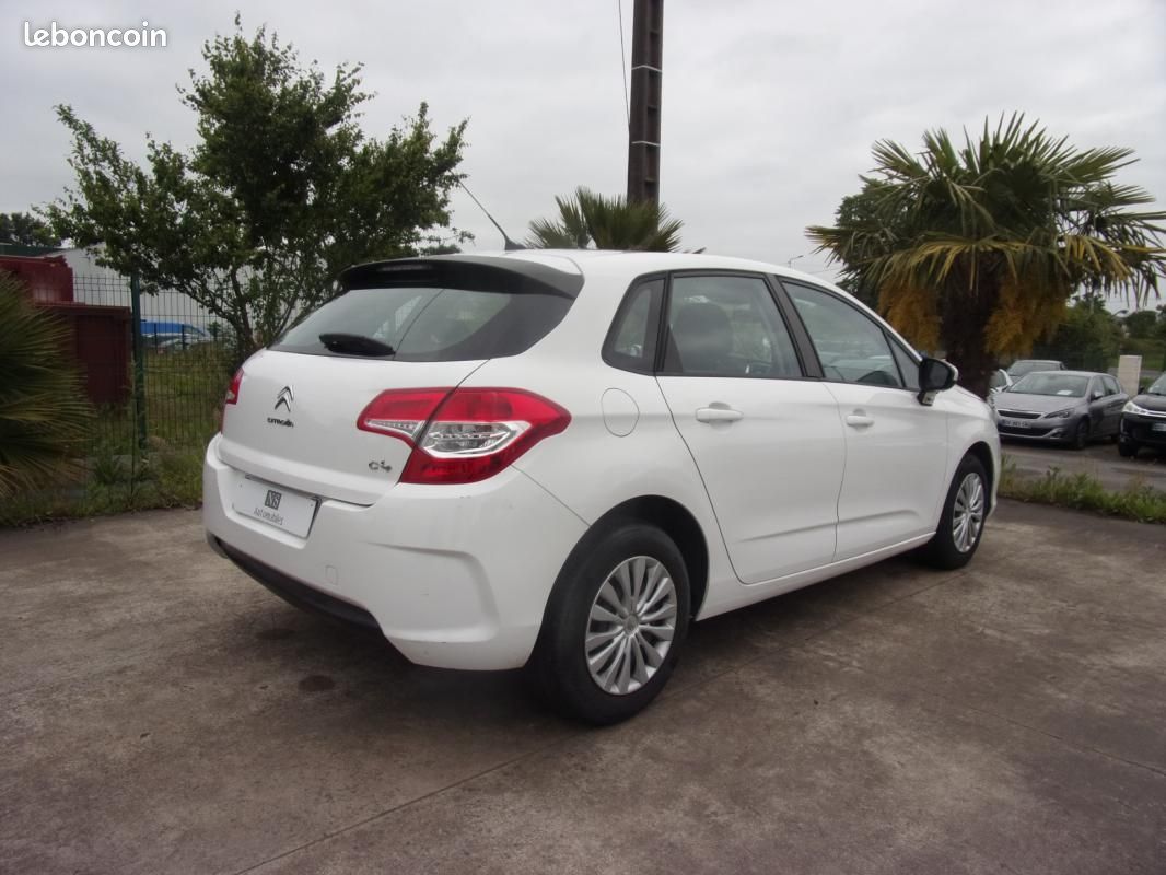 Citroën C4 VTi 95 Attraction (image 8)
