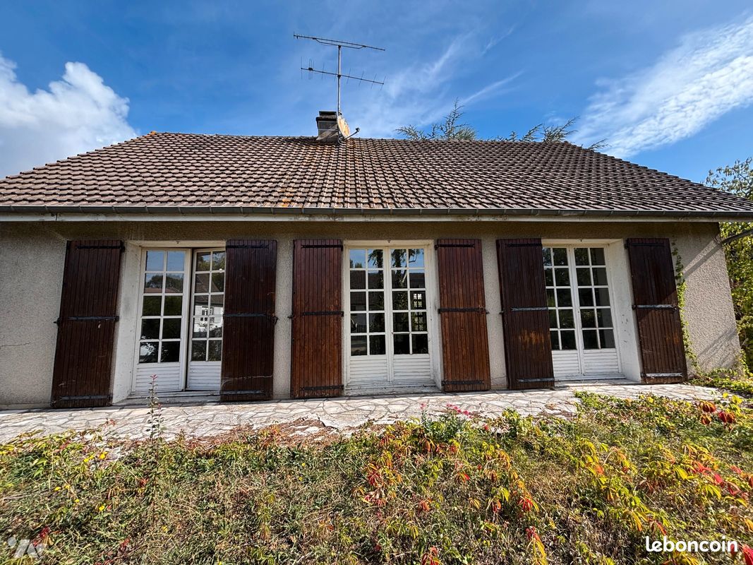Maison 5 pièces 107 m² · à Esmans · 107 m² · 190 000 €