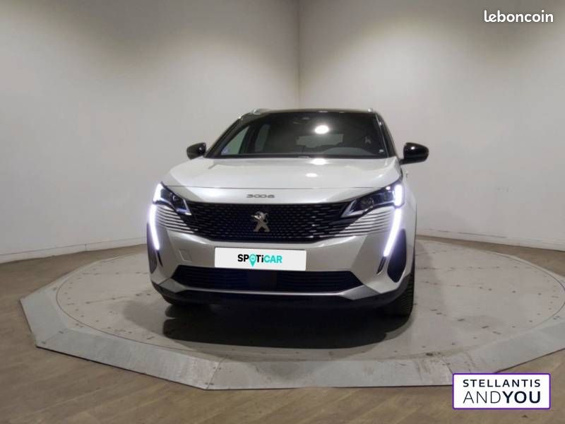Peugeot 3008 Hybrid4 300 e-EAT8 GT Pack (image 8)