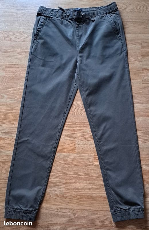 Pantalon neuf KIABI taille M (image 1)