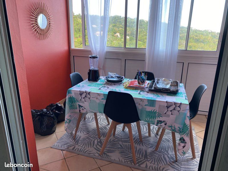 À louer Appartement de type f3 · à Le Vauclin · 1 100 €/mois