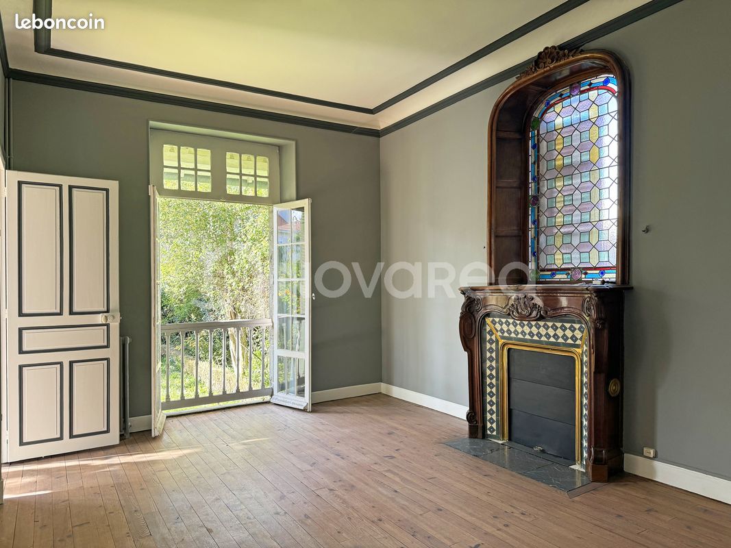 Villa 7 pièces 220 m² - Pau 64000 (image principale 2)