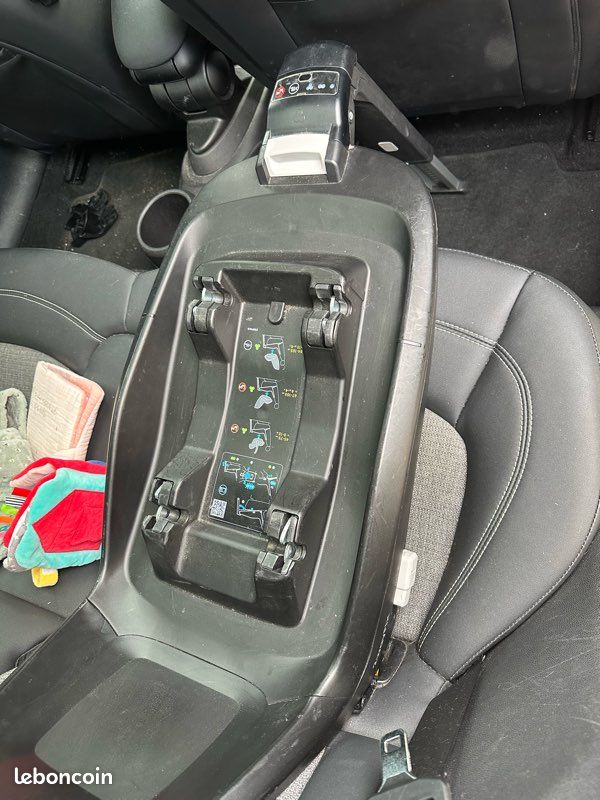 Siège auto bébé I-size Pebble + bébé confort avec isofix (image 5)