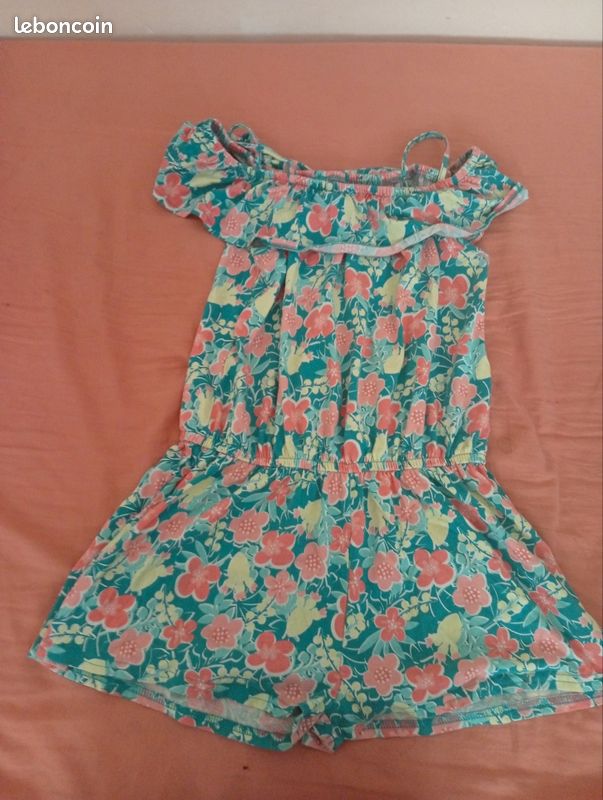 Des vêtements et chaussures (image 10)