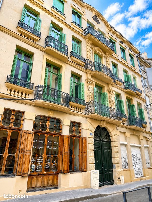 Appartement 6 pièces 140 m² · à Saint-Étienne · 140 m² · 189 900 €