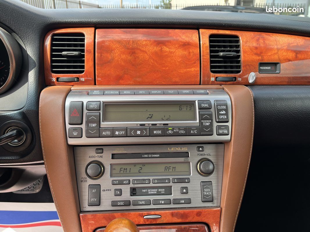 LEXUS SC430 4.3 V8 286ch Cabriolet 01/2002 (image 12)