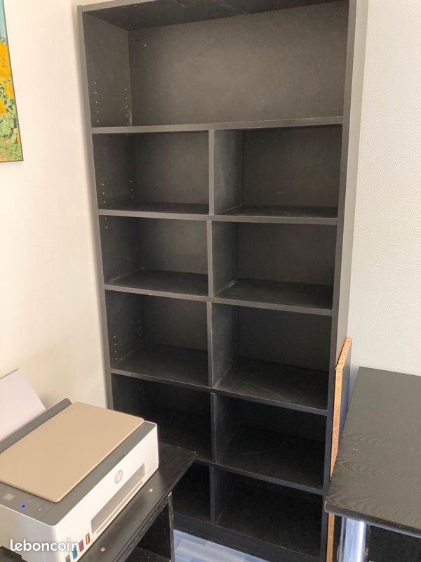 Bureau (image 2)