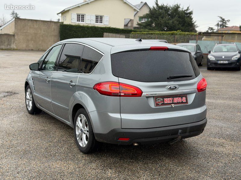 FORD S-Max I Phase 2 2.0 TDCi 16V Titanium Powershift 140 cv (image 3)