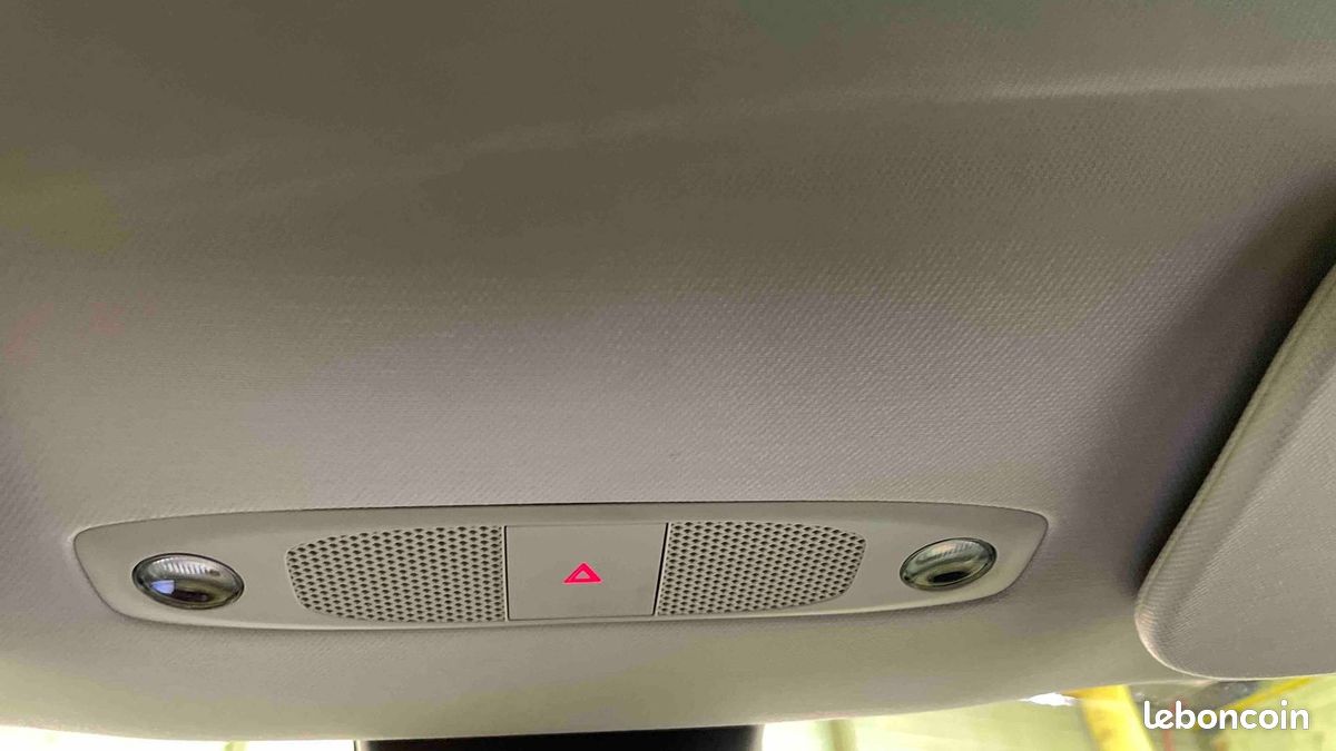 TESLA MODEL Y Long-Range Dual Motor AWD (image 30)