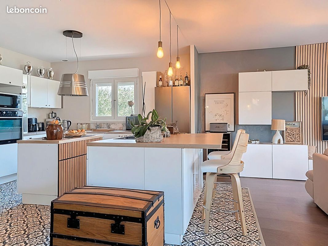 Maison 4 pièces 120 m² · à La Salvetat-Saint-Gilles · 120 m² · 377 000 €