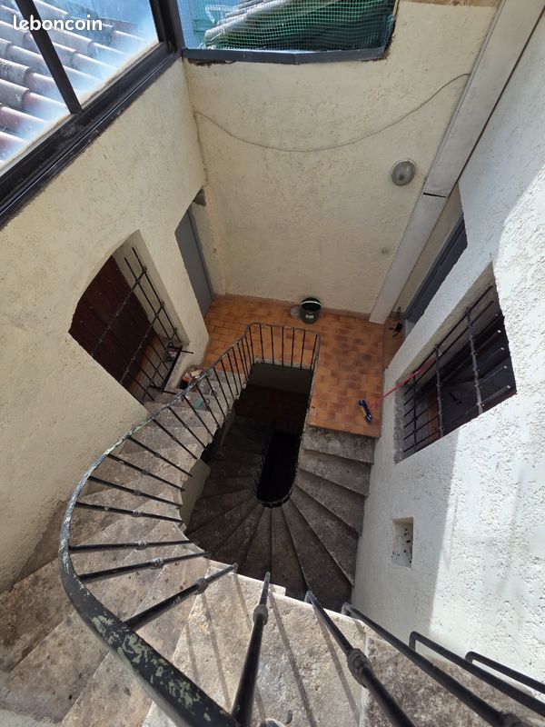 Immeuble 6 pièces 163 m² · à Nîmes · 163 m² · 310 000 €