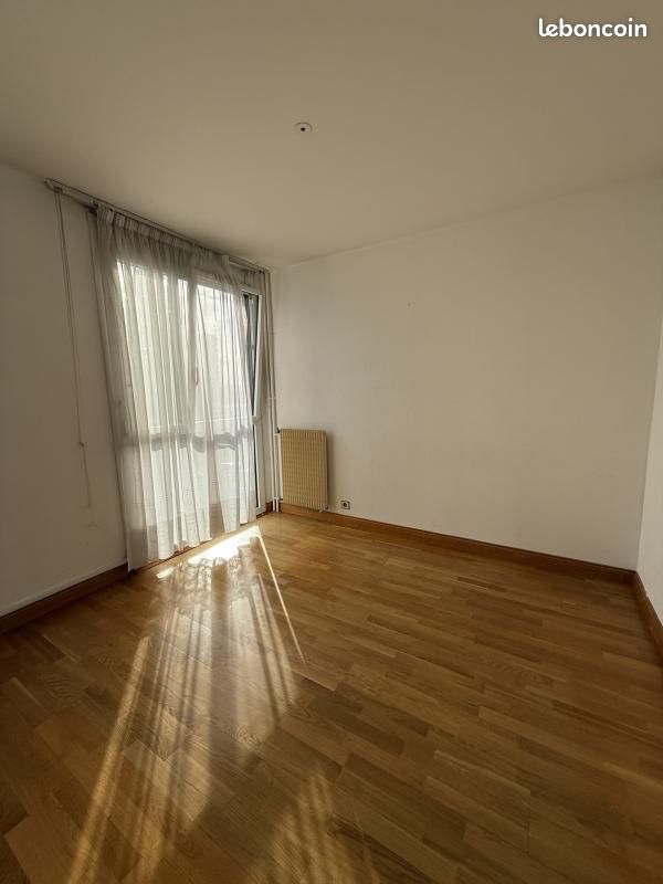 Appartement a louer cholet - 5 pièce(s) - 95 m2 - Surfyn