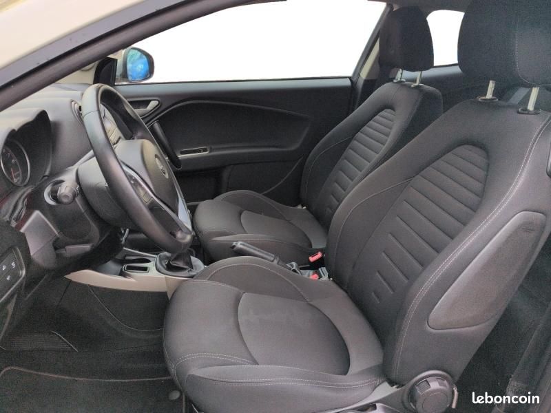 Alfa romeo MiTo 1.4 MPI 78ch Stop&Start (image 22)