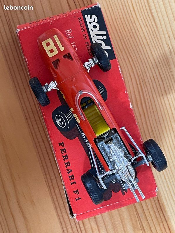 Miniature Solido Ferrari F1 – Échelle 1/43 – Avec Boîte D'origine – Occasion