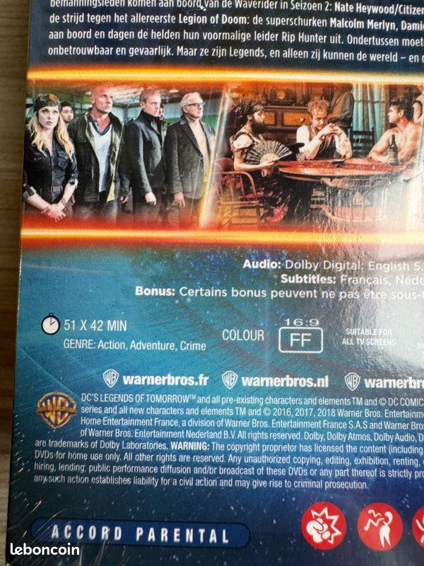 Coffret DVD DC's Legends of tomorrow saisons 1-3 sous blister