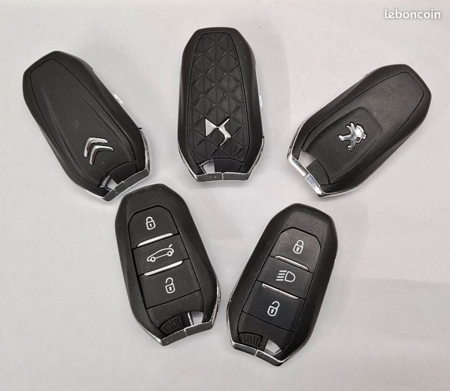 Réparateur clés des voitures Reproduction double réparation perte clé carte Renault twingo clio modus captur megane scenic laguna koleos kadjar espace kangoo trafic master dacia duster sandero logan (image 5)