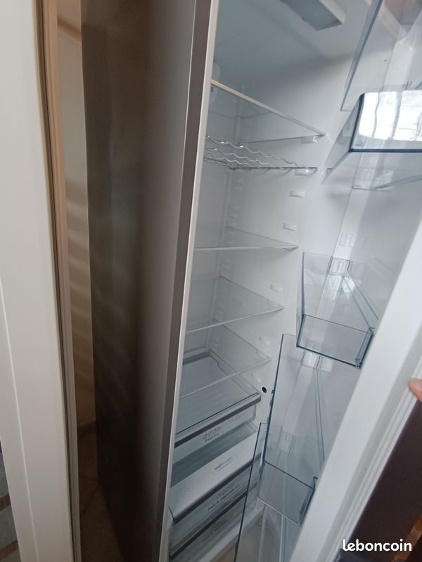 Refrigerateur hisense 400l sous garantie (07/2026) (image 3)