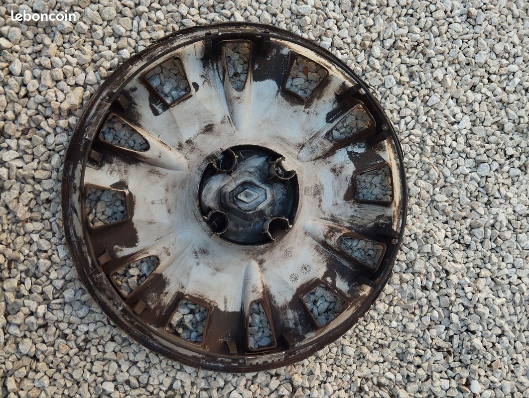 Enjoliveur de roue de voiture marque Renault 16 pouces (image 2)