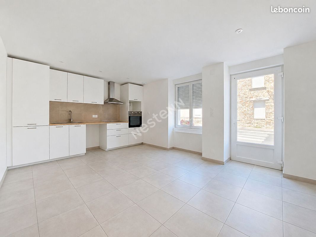 Maison 4 pièces 85 m² · à Vallons-de-l'Erdre · 85 m² · 680 €