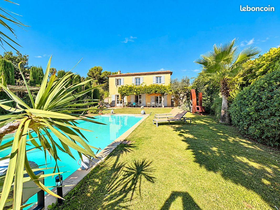 Maison 7 pièces 211 m² · à Bouc-Bel-Air · 211 m² · 1 195 000 €