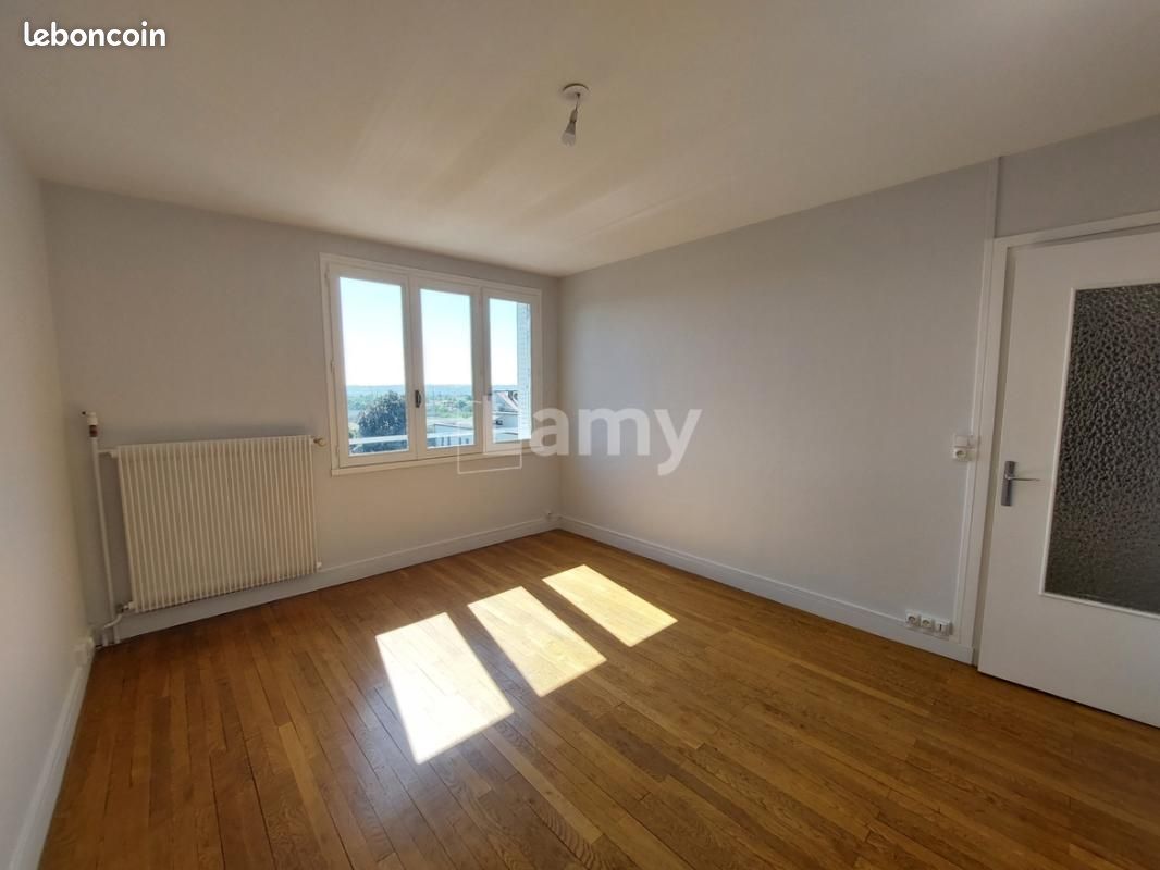 Appartement 3 pièces 57 m² · à Villefranche-sur-Saône · 57 m² · 631 €