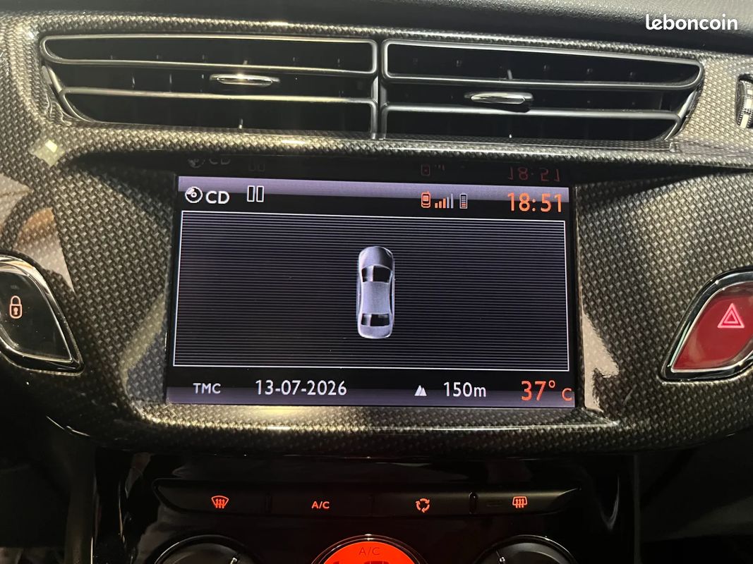 CITROEN DS3 1.6 THP 156 cv Sport Chic - Suivi complet - Radar de recul - Climatisation (image 24)