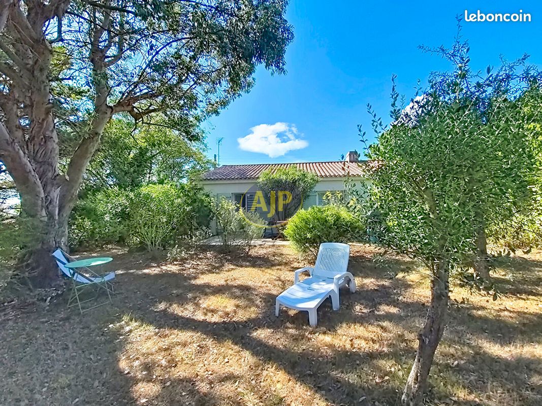 Maison 3 pièces 92 m² · à Les Moutiers-en-Retz · 92 m² · 900 €/mois