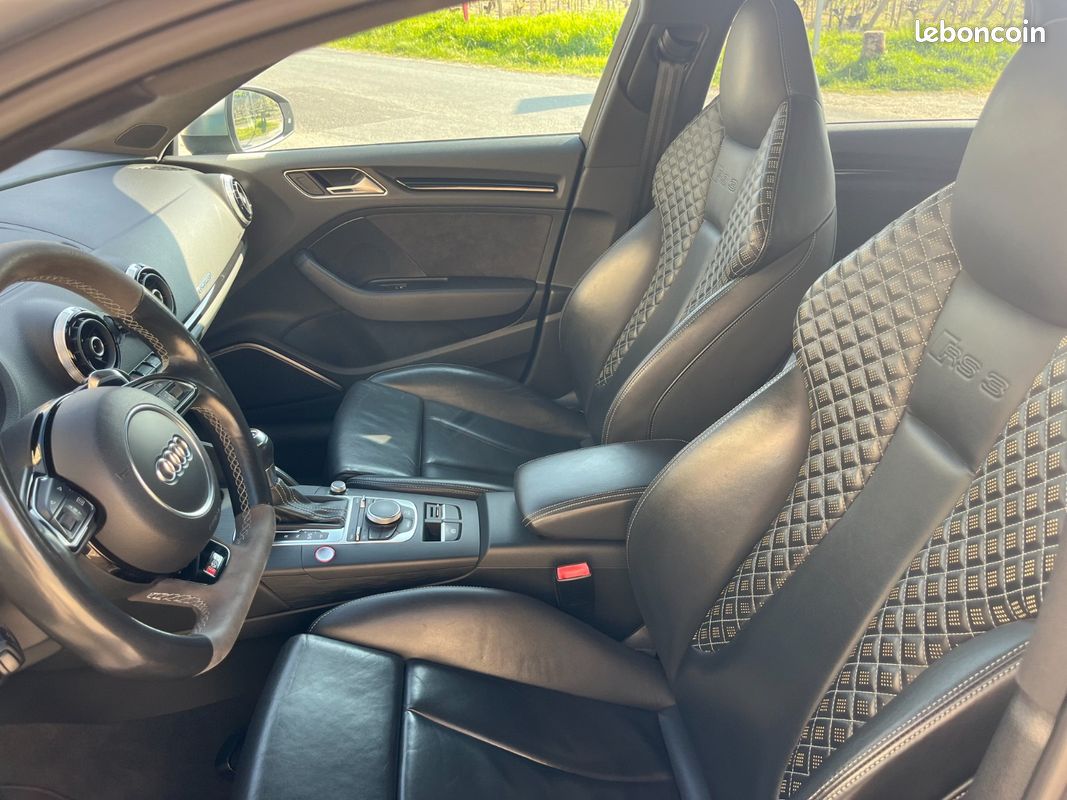 Audi RS3 SPORTBACK 2.5 TFSI 367cv quattro S-Tronic (image 12)