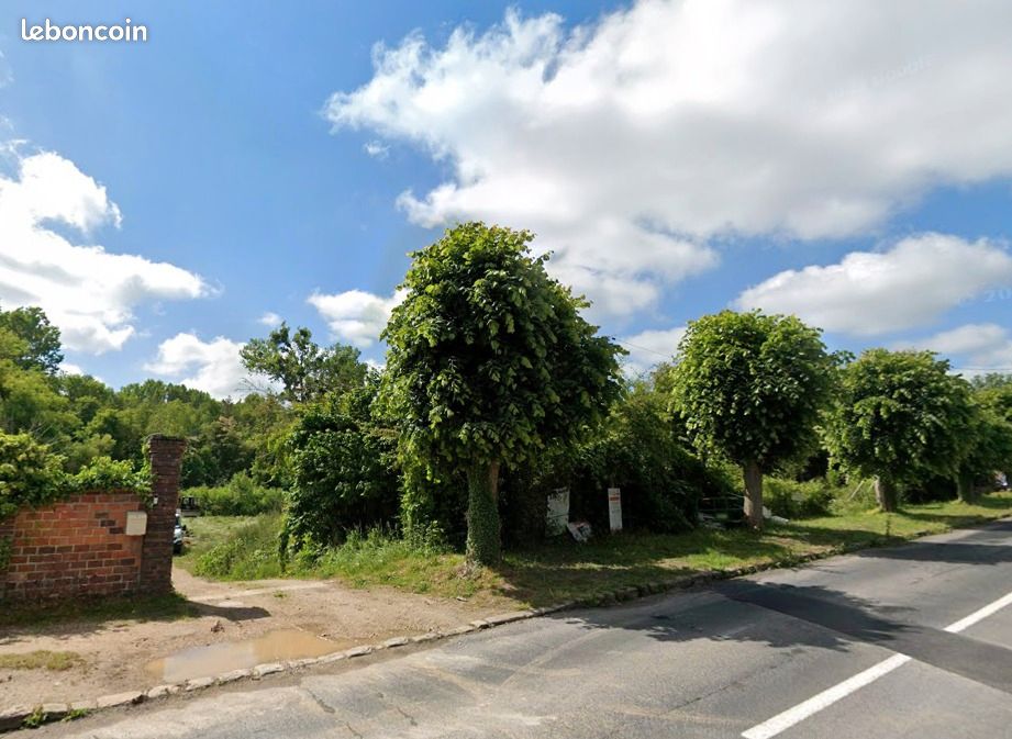 Terrain 641 m² · à Saint-Hilarion · 120 000 €