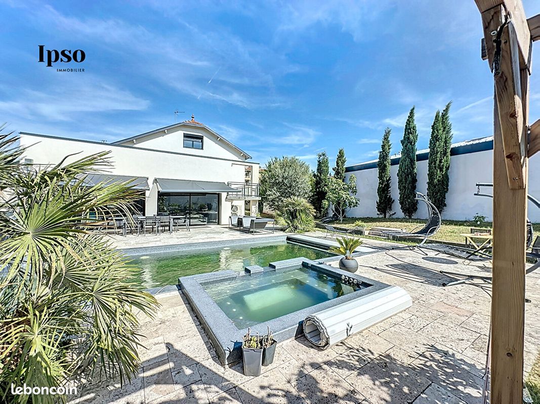 Maison 5 pièces 177 m² · à Vénissieux · 177 m² · 595 000 €
